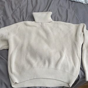 brandy melville turtle neck